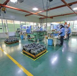 Guangzhou XinFeng Engineering Machinery Co., Ltd. fabrika üretim hattı